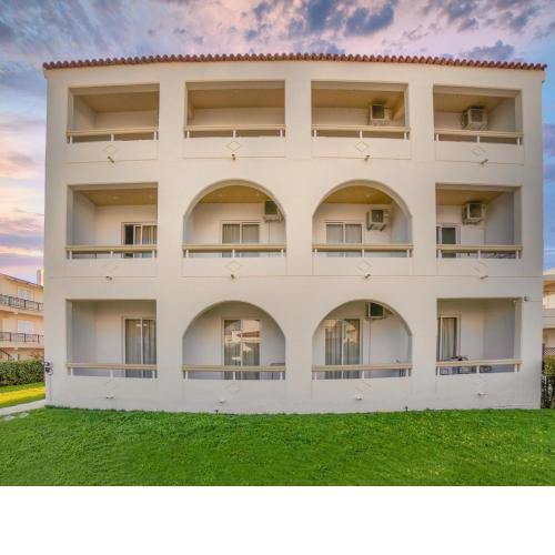 Lefteris Apartments in Ialysos Rhodes