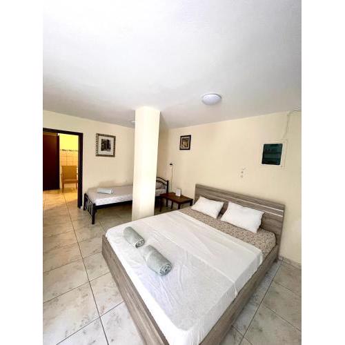 Legacy Lux by the airport & beach