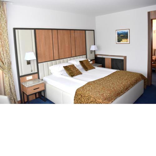 Legends Hotel