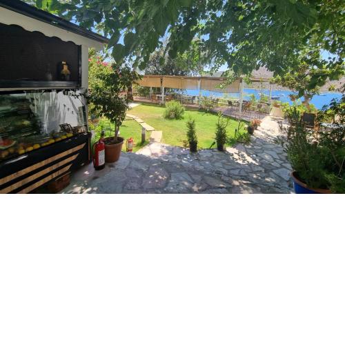 Lemon Garden Boutique Hotel
