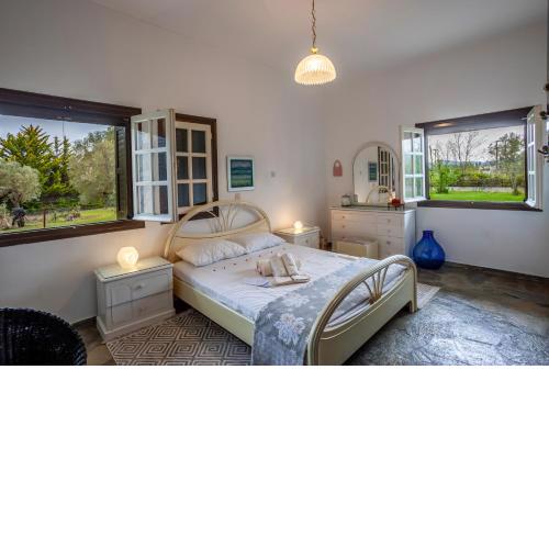 Lenio Traditional Country House