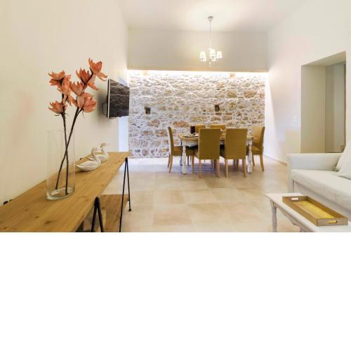 Leny's Seaside House
