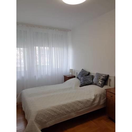 Leonard Apartment