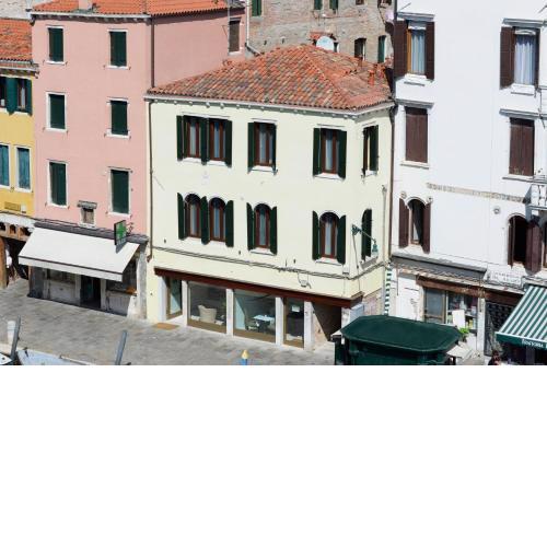 Leone Hotel