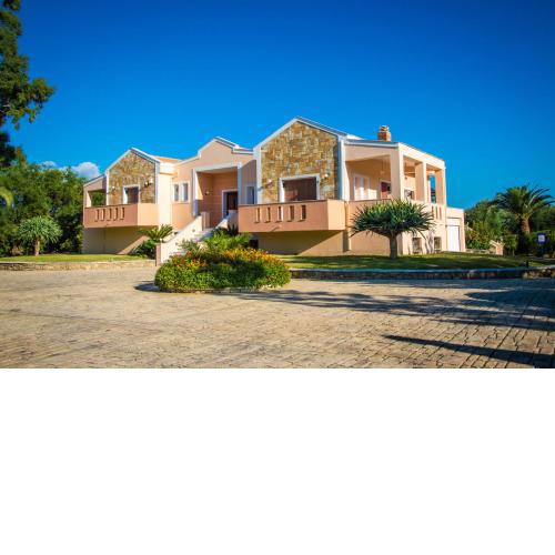 Leone Luxury Villas
