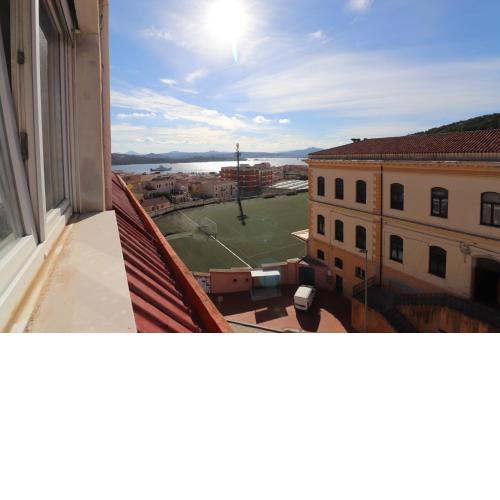 Leopardi 01–Ampio quadrilocale con terrazza– La Maddalena – Soluzioni Intelligenti