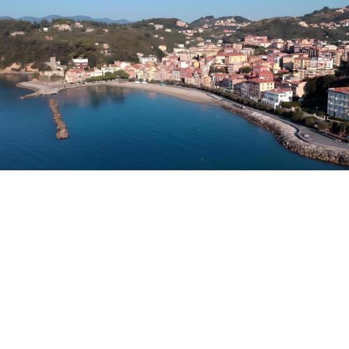Lerici D'amare a 3 min dalla spiaggia