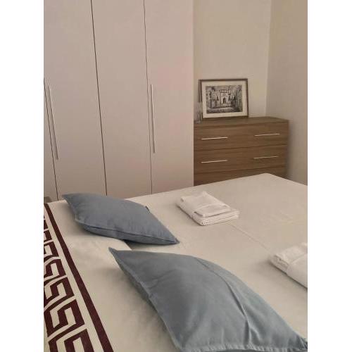 Lerici House