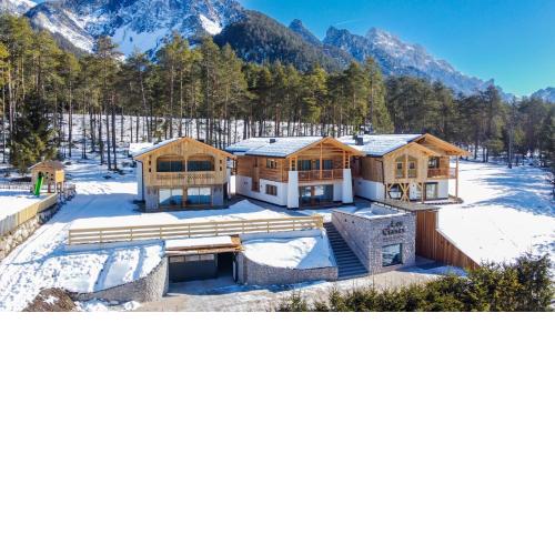 Les Ciases Chalets Dolomites Apt 3