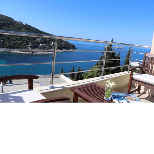 L'Heure Bleue Apartment
