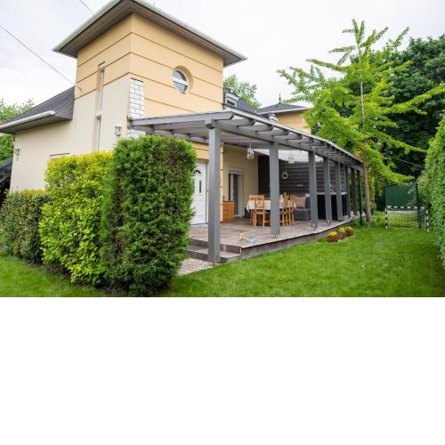 Li-Villa Vendégház Balatonalmádi