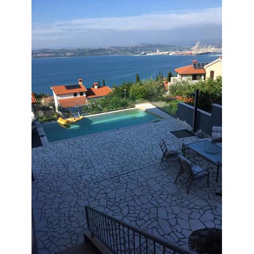 Liams Mansion