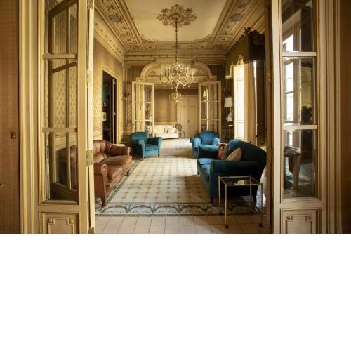 Liberty apartment near Santa Cecilia Theatre by Wonderful Italy