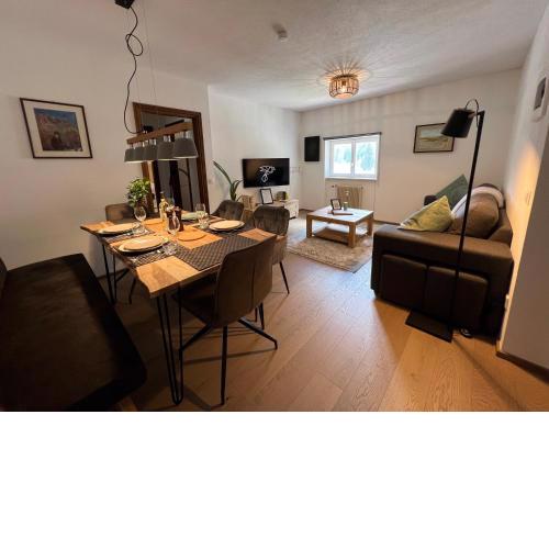 Liboria: lovely,cosy apartment. 2 min skilift walk
