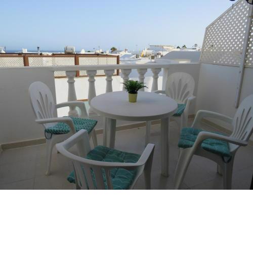 lidl Bright Central Two Bed Apartment PDC