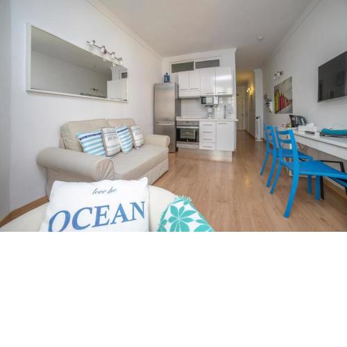 Lightbooking Canteras Beach