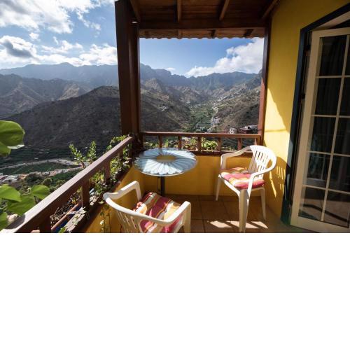 Lightbooking Claudia Hermigua La Gomera