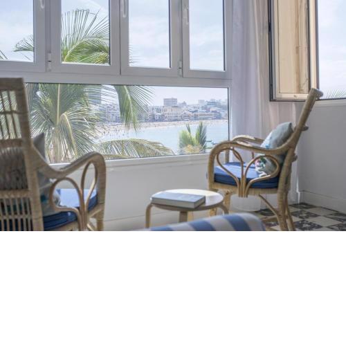 Lightbooking Las Palmas Canteras Beach