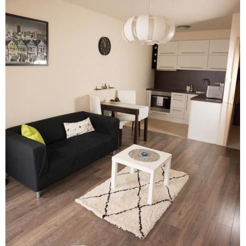 Lili Apartments