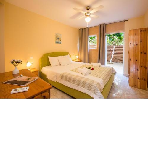 Limonero New City Apartment 1 with Private Parking
