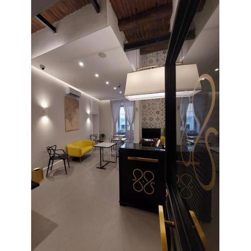 L'Infinito 88 Charmant Rooms