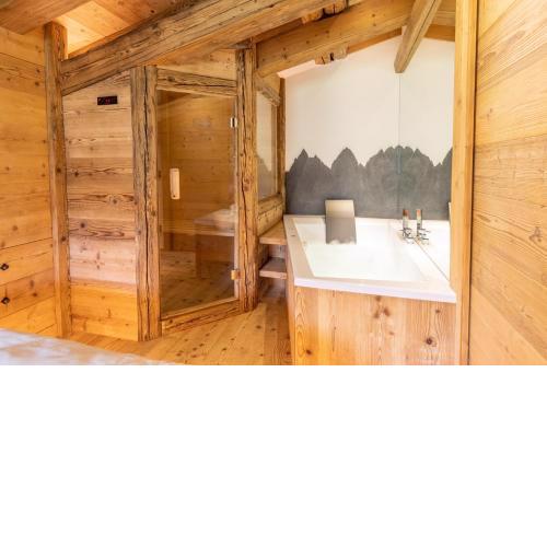 Lino Deluxe Suite