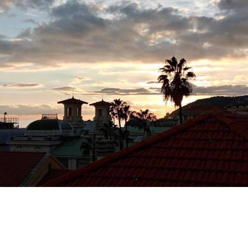 Linusa Home