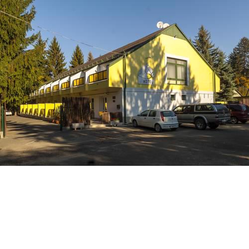 Lipicai Hotel és Étterem
