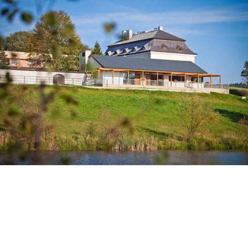 Lisensky Dvur