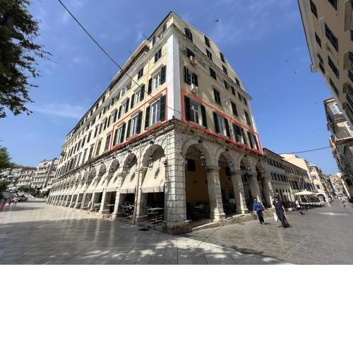 LISTON'S Central Suites