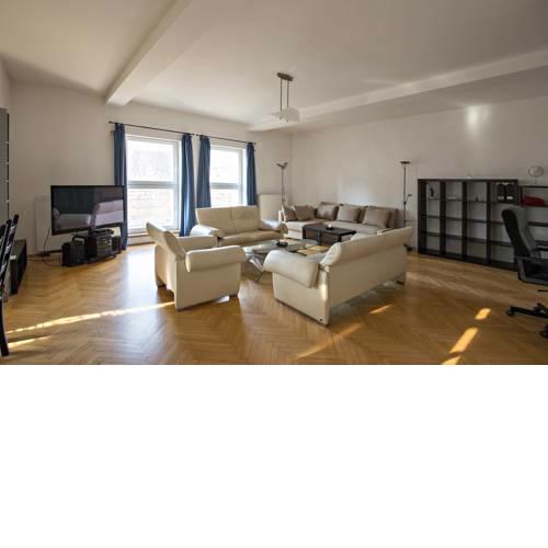 Liszt Ferenc Ter Inner-City Flat