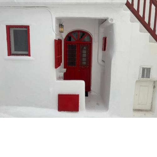 Little Big Apartment in Town