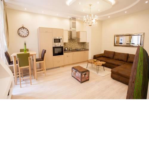 Little Gozsdu Apartment