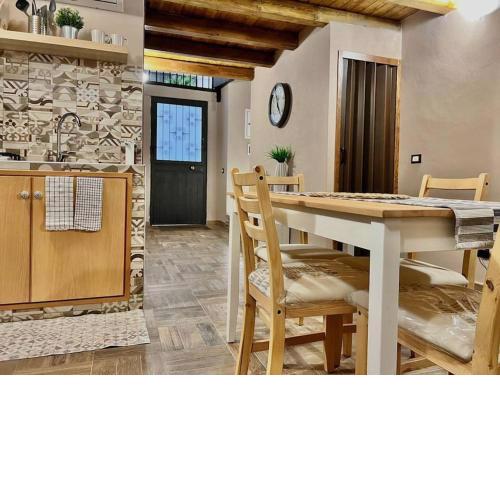 Little House 51, Palermo