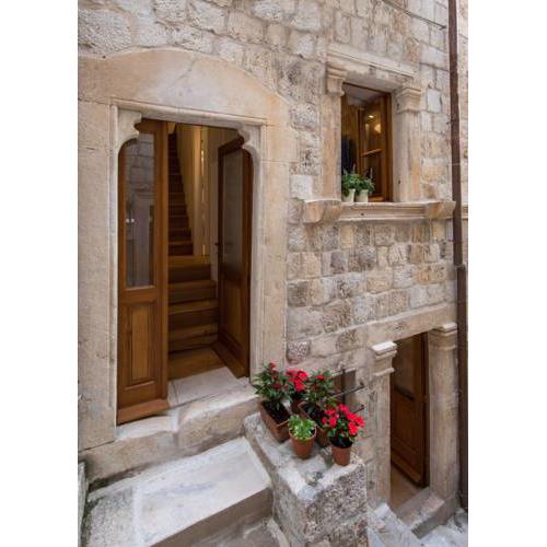 Live Laugh Love Old Town Dubrovnik