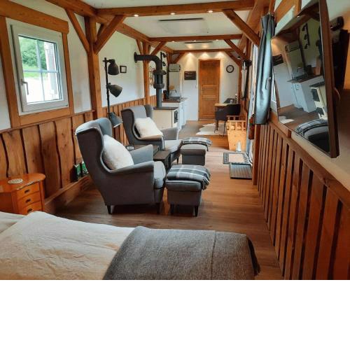 Living Legends - Tiny House auf den Wiesen der Edermühle