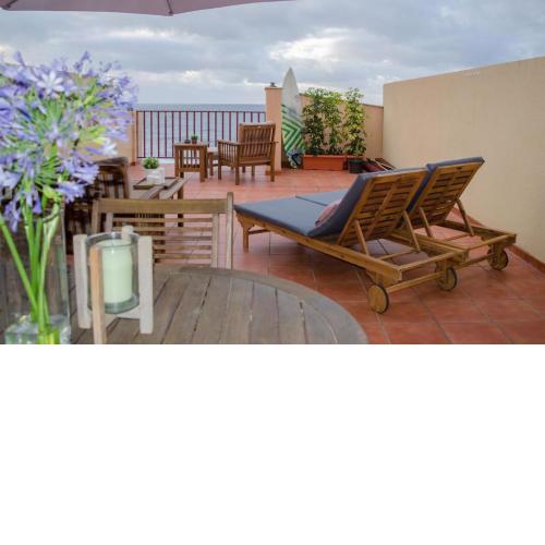 LivingtheOcean & Big Terrace