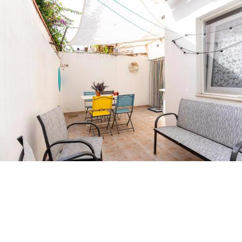 Livorno - Lovely & Central Studio with Terrace!