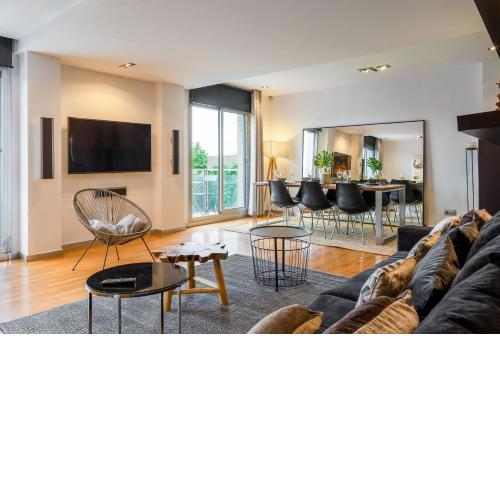 Lodging Apartments Beach Penthouse near center with pool