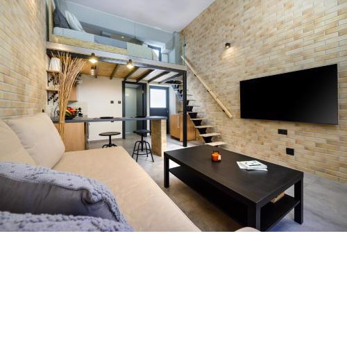 Loft 2