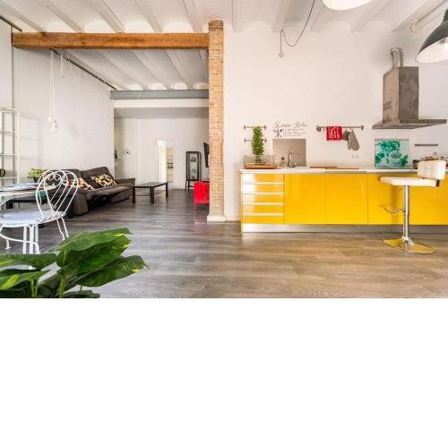 Loft Beach Marina City of Arts Metro