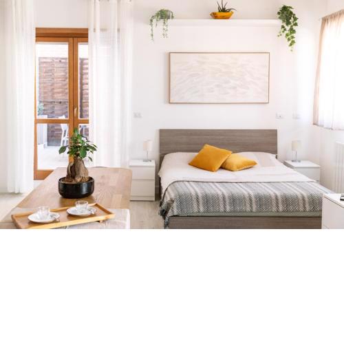 LOFT con Terrazzo / 3 min dalle Autostrade