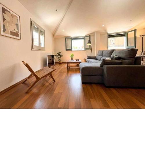 Loft Cort Reial Atico in the heart of the old town