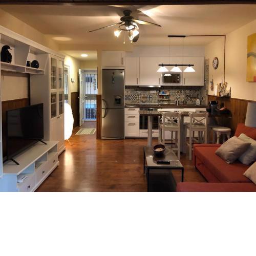Loft Costa Adeje,playa Torviscas,garage,wifi,free