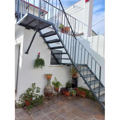 LOFT EN PATIO DE CASA TÍPICA DE PUEBLO