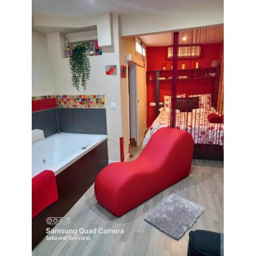 Loft Hidromasaje Rojo Tantra Ermita San Antonio