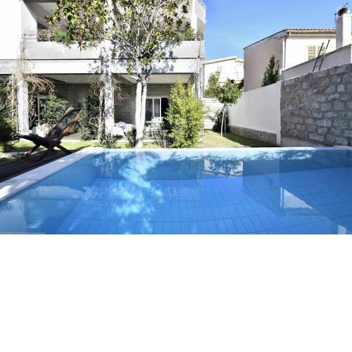 Loft incantevole con piscina