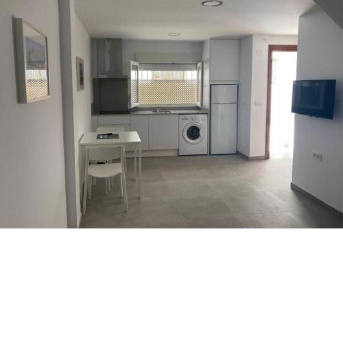 Loft independiente a 150 mtrs de la playa wifi aire acondicionado