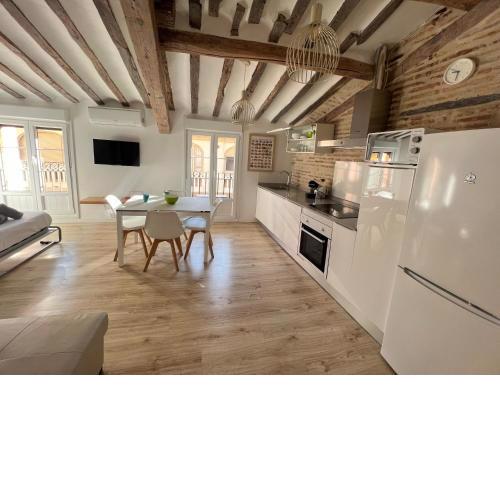 LOFT LAUREL coqueto loft con Wifi y aire