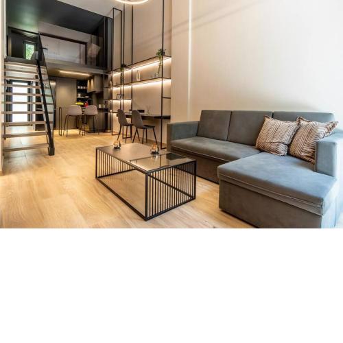Loft M8